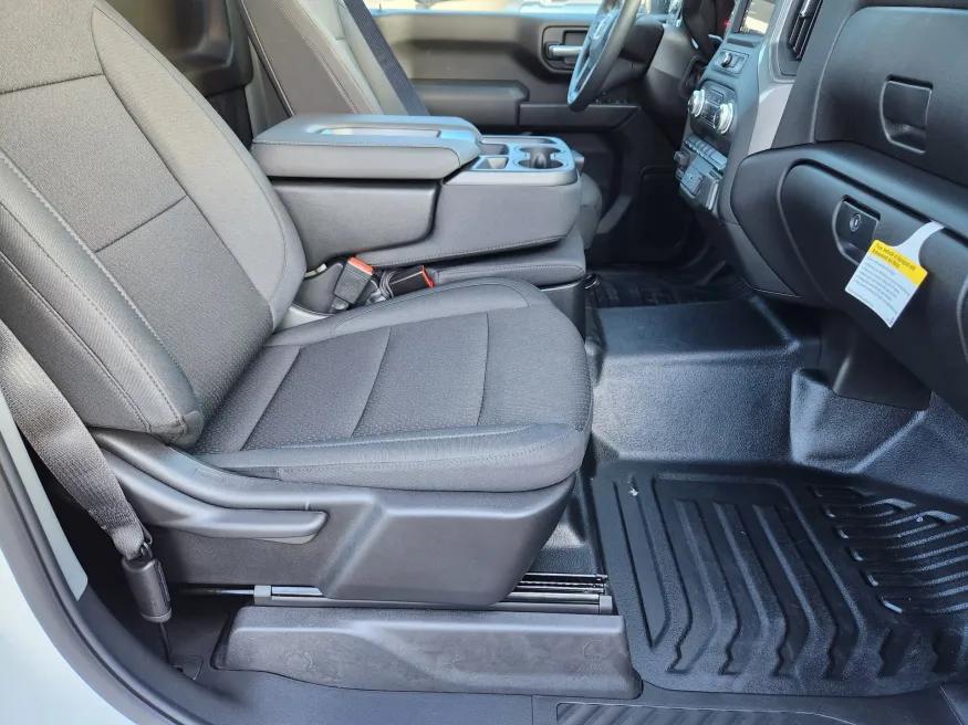 2026 GMC Sierra 2500HD Pro | Photo 15 of 28