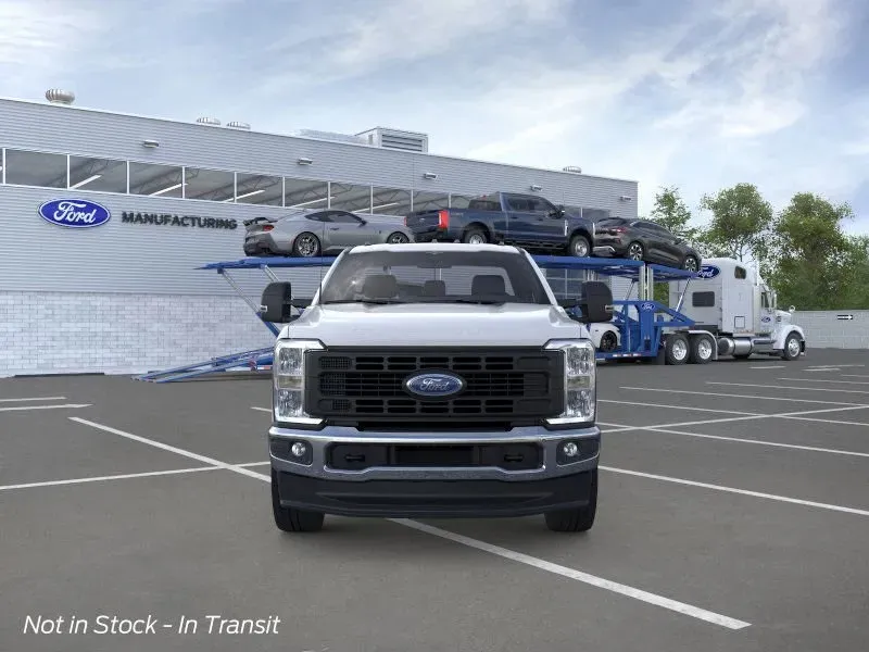 2026 Ford Super Duty F-350 | Photo 6 of 22