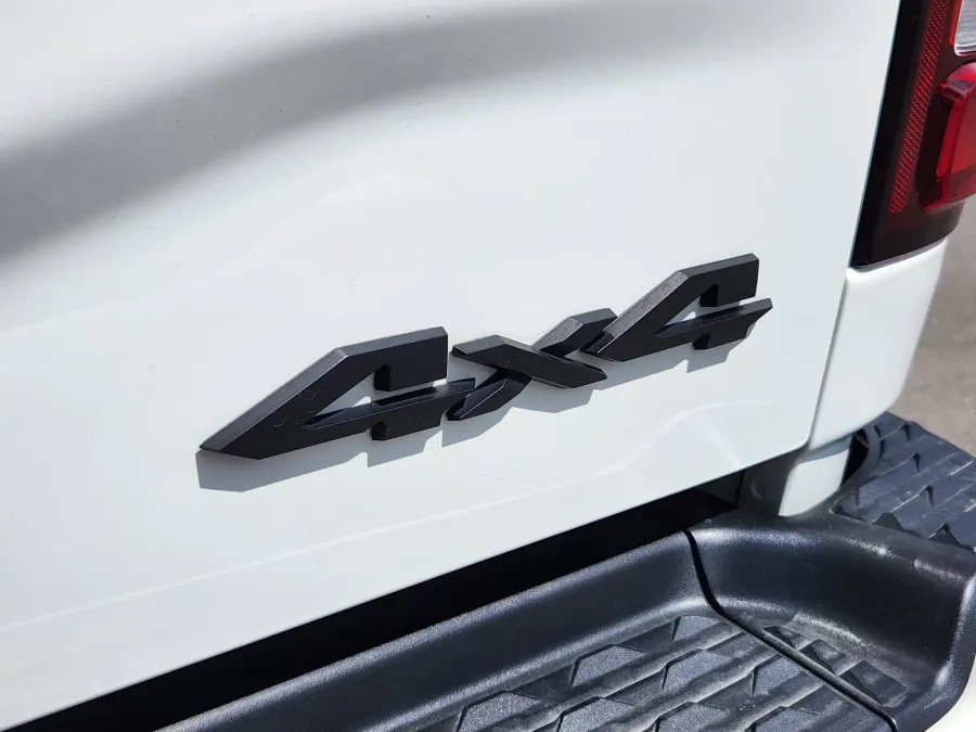 2024 RAM 3500 Laramie | Photo 14 of 33