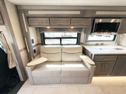 2026 Renegade Explorer 40EBH | Thumbnail Photo 9 of 31