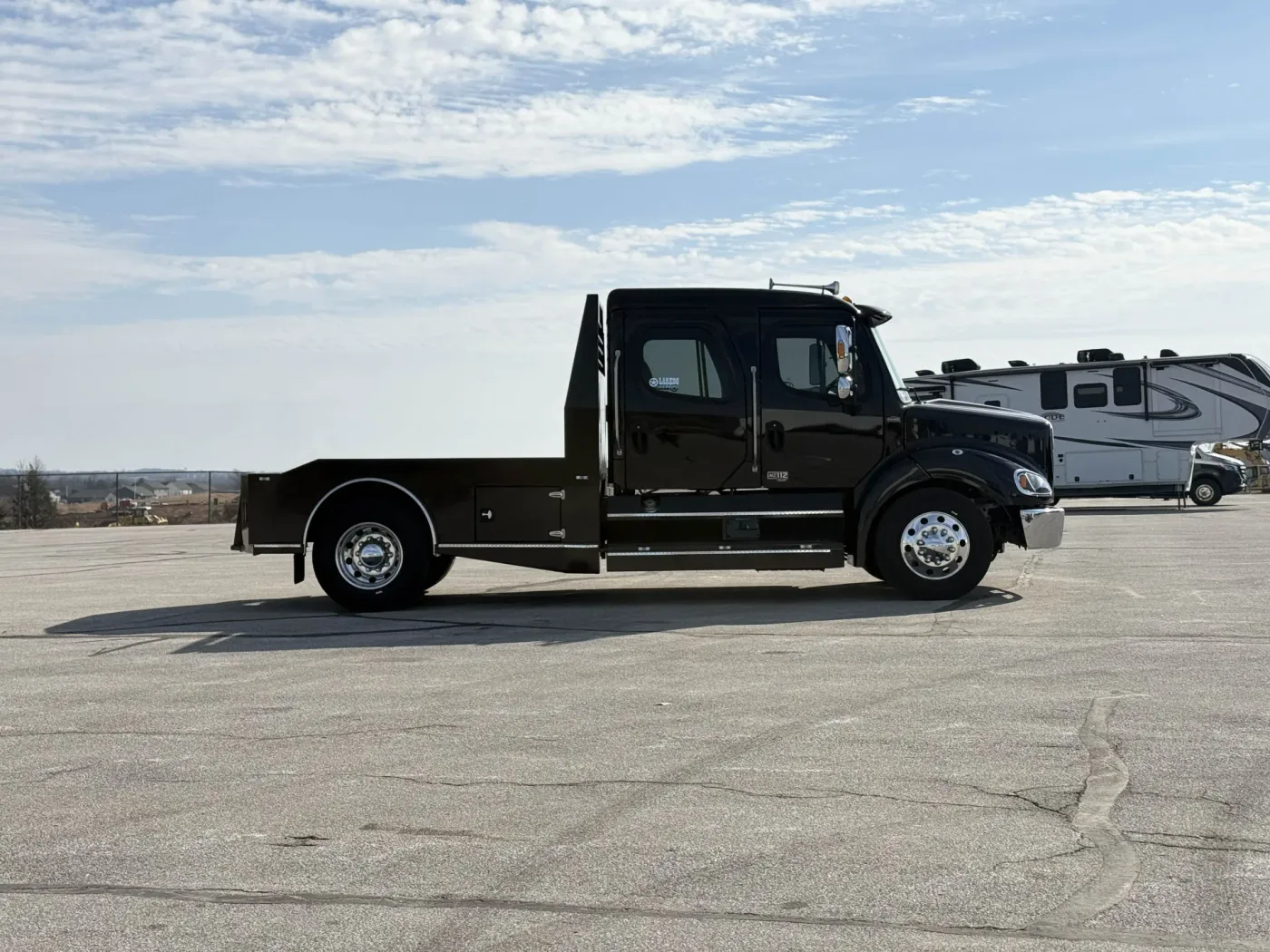 2024 Freightliner M2 112 Laredo | Photo 4 of 30