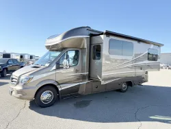 2016 Dynamax Isata 3 24FWM | Thumbnail Photo 16 of 22