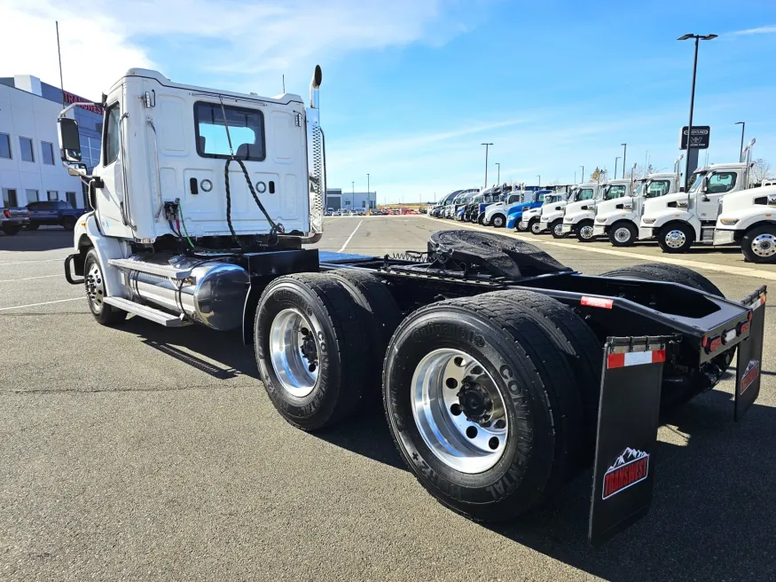 2025 Western Star 47X | Photo 7 of 14
