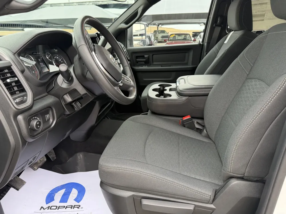 2026 RAM 3500 Tradesman - Photo 12