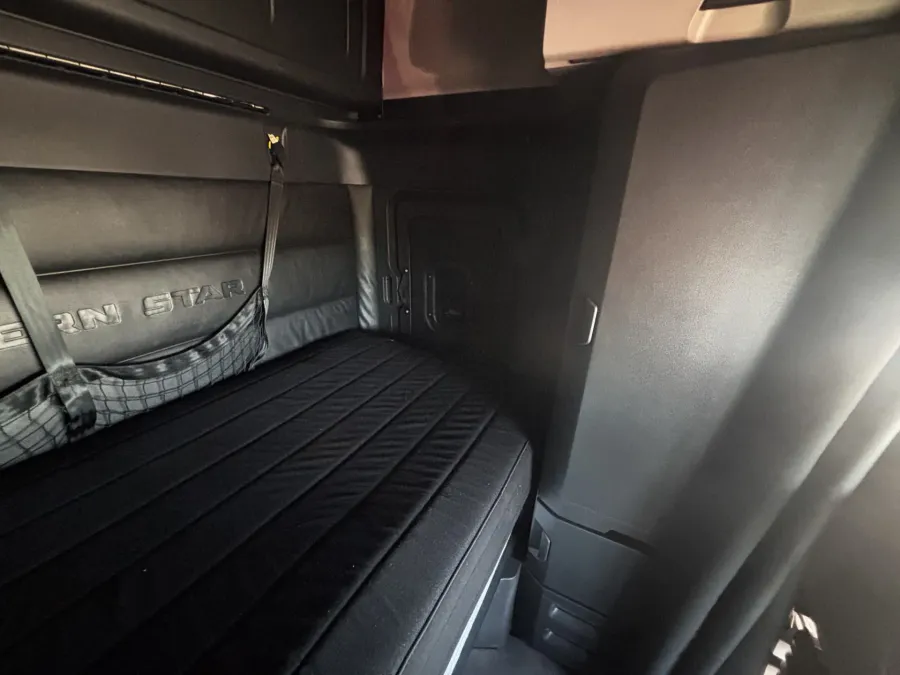 2022 Western Star 49X | Photo 16 of 18