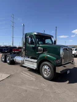 2027 Western Star 49X | Thumbnail Photo 1 of 12