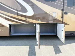 2016 Renegade Verona 40VBH | Thumbnail Photo 21 of 27