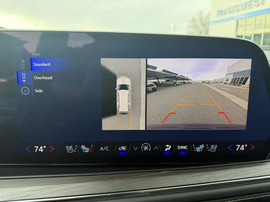 2026 Chevrolet Tahoe Premier | Photo 18 of 23