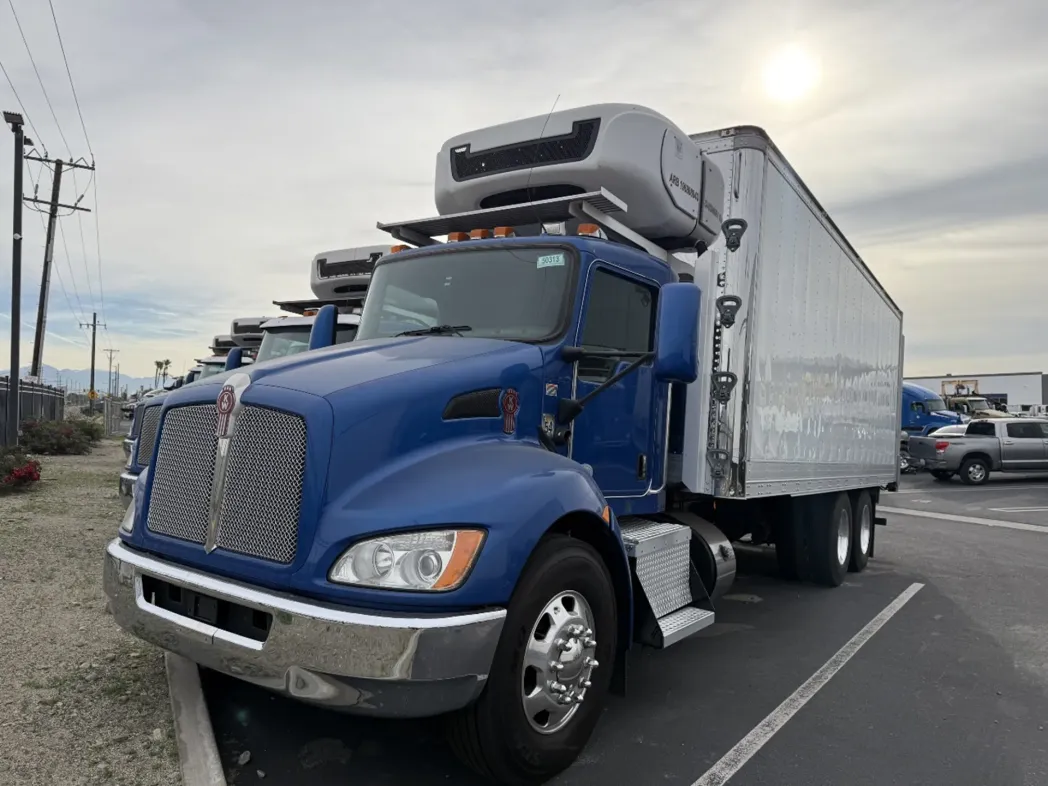 2019 Kenworth T-370 