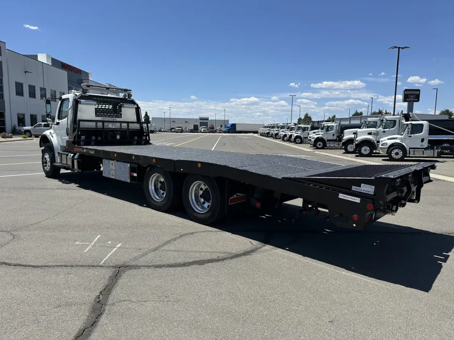 2026 Freightliner M2 106 | Photo 7 of 19