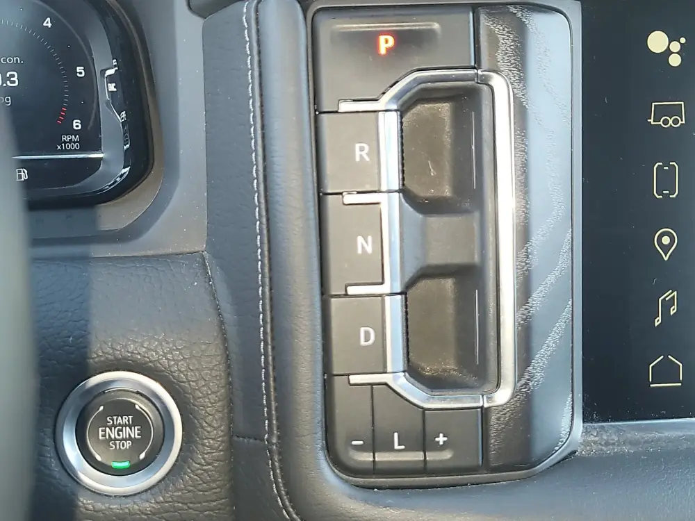 2024 GMC Yukon XL Denali - Photo 19
