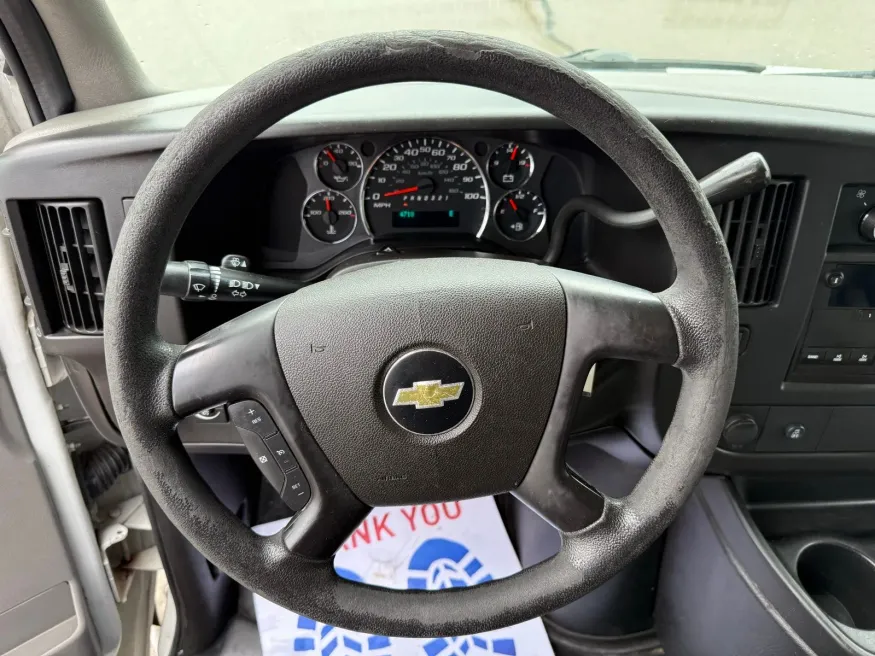 2012 Chevrolet Express 1500 Work Van | Photo 8 of 19