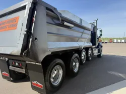 2025 Western Star 47X | Thumbnail Photo 8 of 17