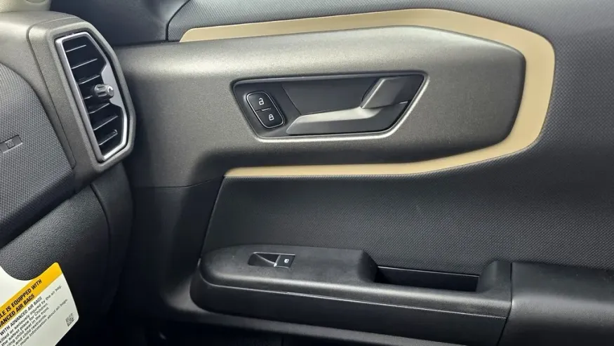 2025 Ford Bronco Sport | Photo 25 of 28