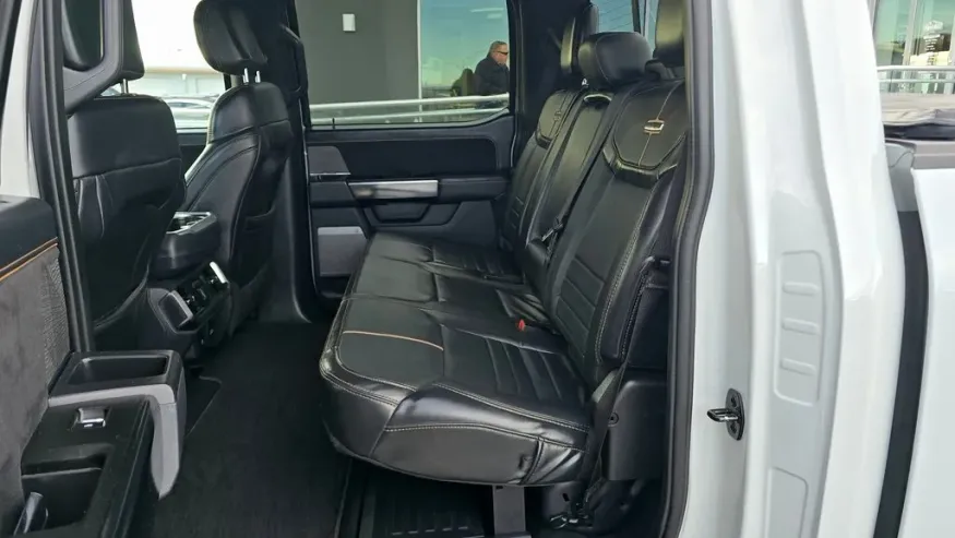 2023 Ford F-150 | Photo 32 of 34