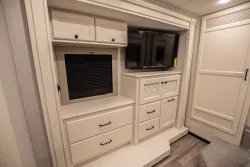 2026 Tiffin Byway 33FL | Thumbnail Photo 17 of 17