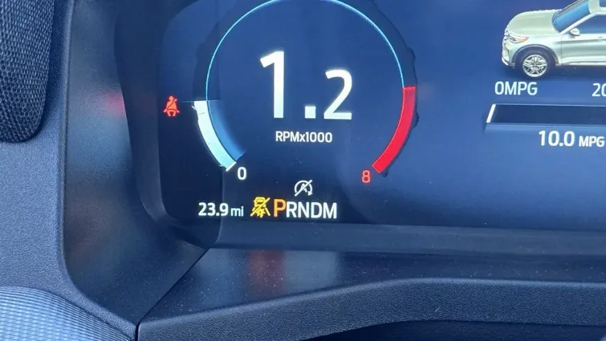 2026 Ford Explorer | Photo 21 of 34