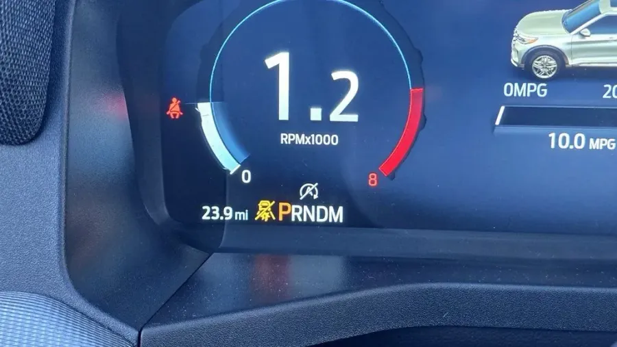 2026 Ford Explorer | Photo 21 of 34