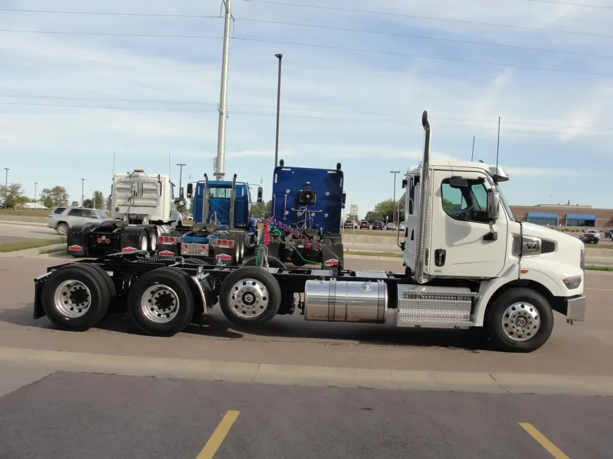 2026 Western Star 47X | Photo 4 of 13