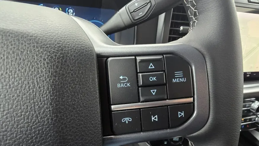 2026 Ford Super Duty F-250 | Photo 19 of 35