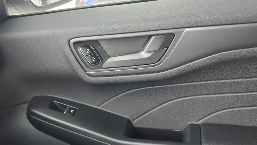 2026 Ford Escape | Photo 24 of 25