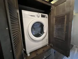 2022 Entegra Accolade 37M | Thumbnail Photo 17 of 19