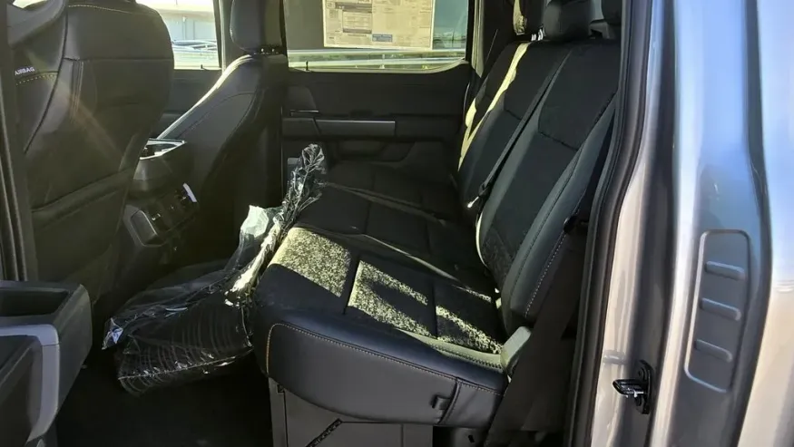 2025 Ford F-150 | Photo 30 of 32