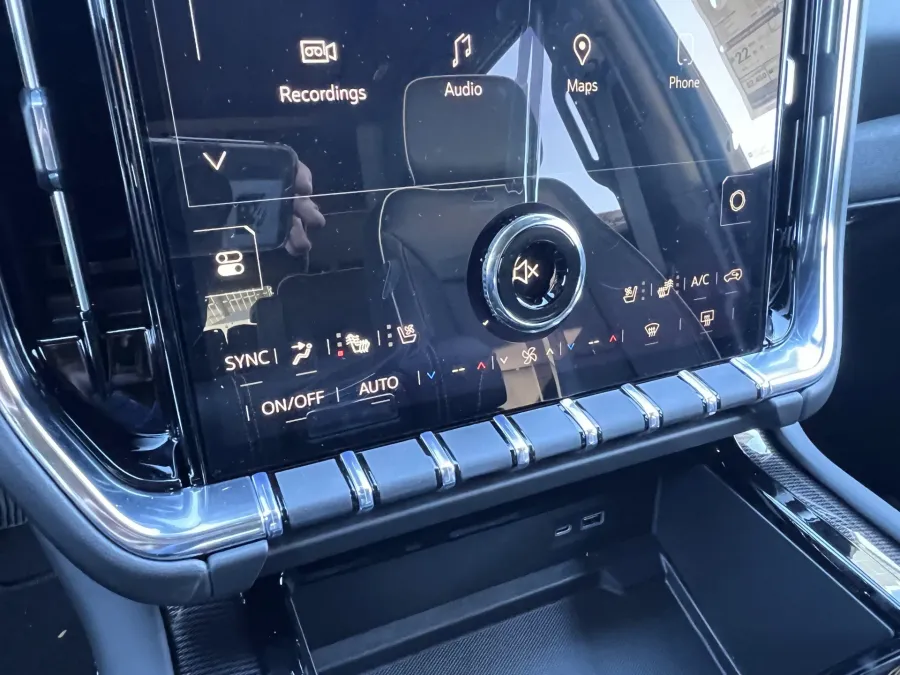 2026 GMC Yukon Elevation | Photo 25 of 29