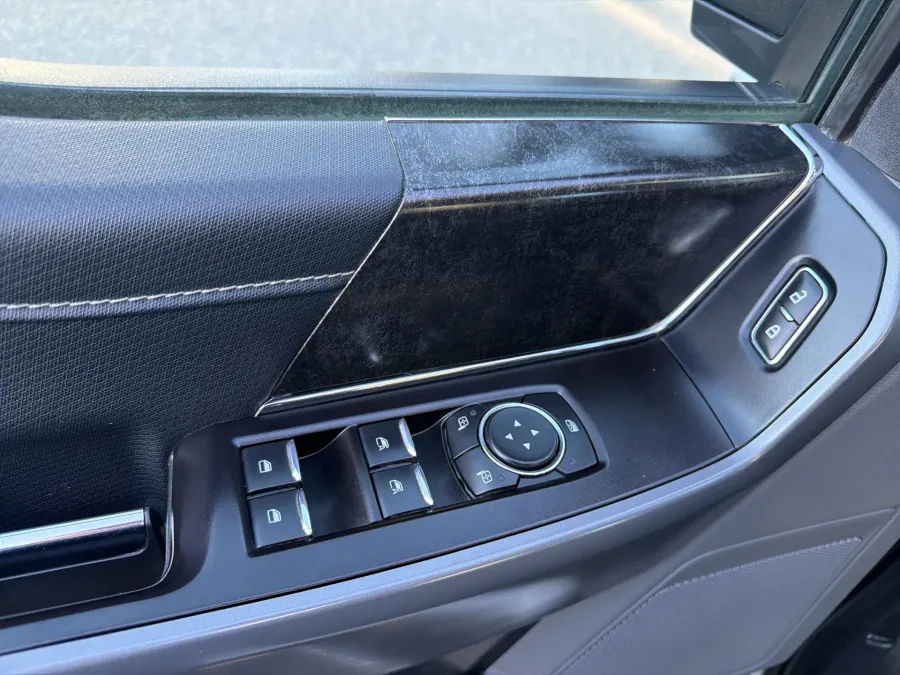 2021 Ford F-150 | Photo 11 of 19