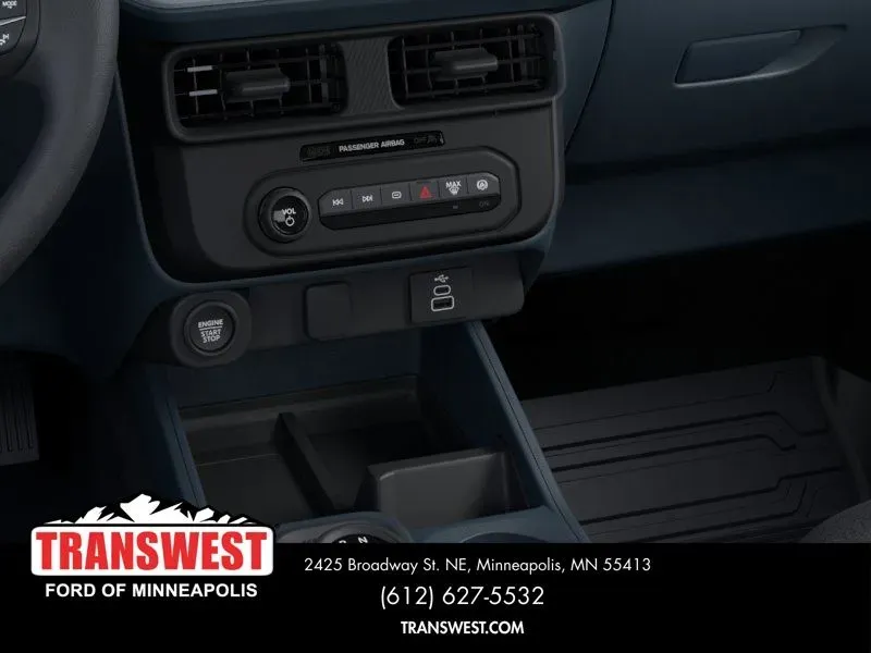 2026 Ford Maverick XLT | Photo 15 of 24