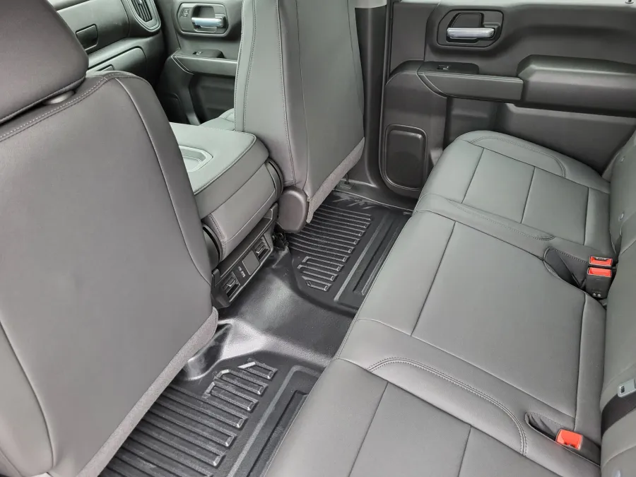 2026 GMC Sierra 2500HD Pro | Photo 21 of 24