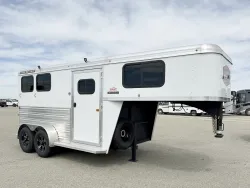 2026 Logan Coach Bullseye 2HGN | Thumbnail Photo 1 of 14