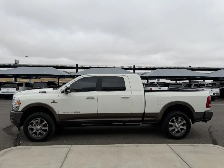2022 RAM 3500 Longhorn | Photo 4 of 23
