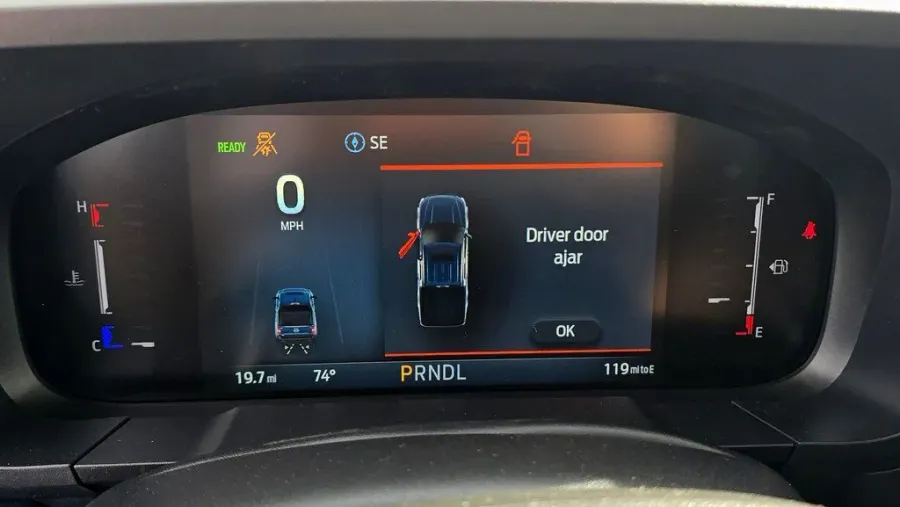 2026 Ford Maverick | Photo 17 of 26