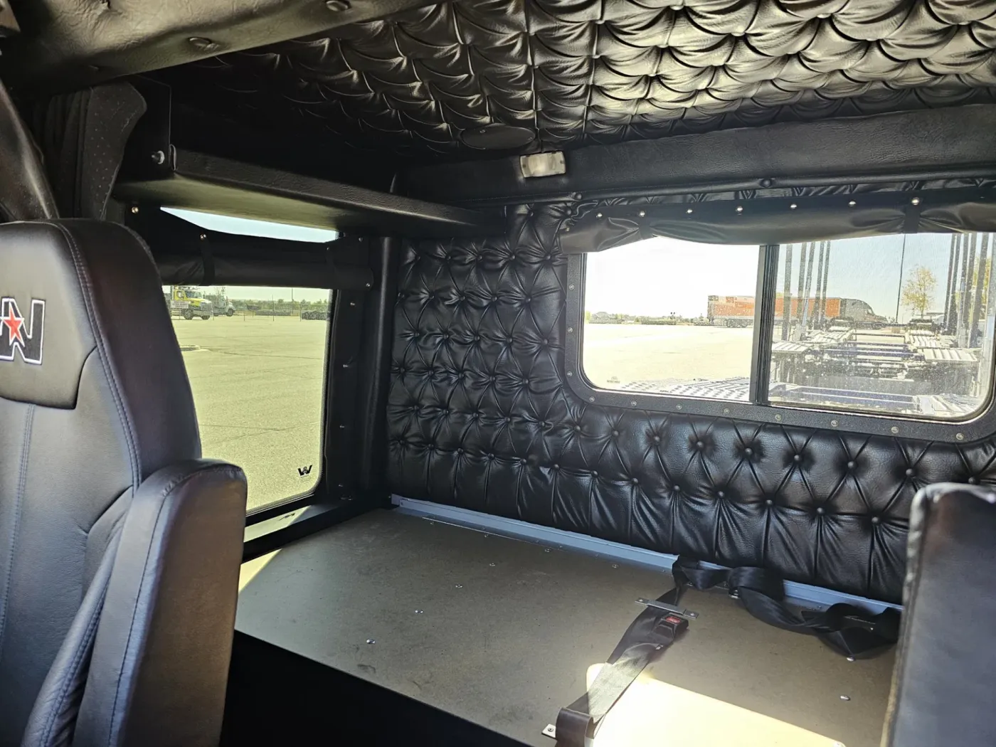 2020 Western Star 4900FA | Photo 4 of 14