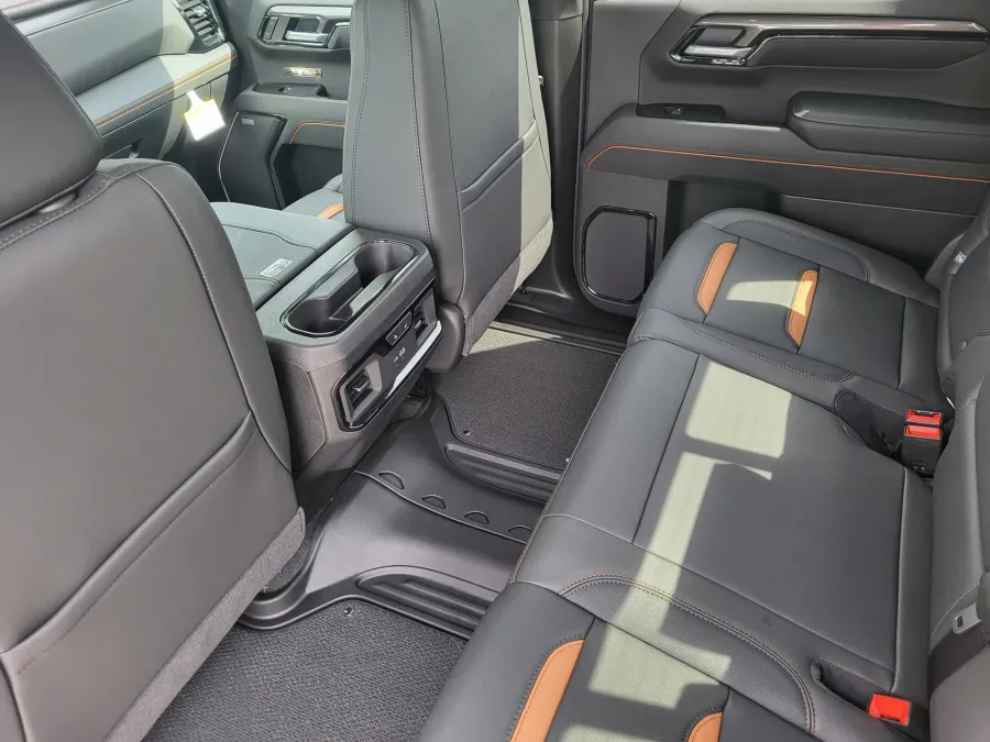 2026 GMC Sierra 1500 AT4 | Photo 23 of 26