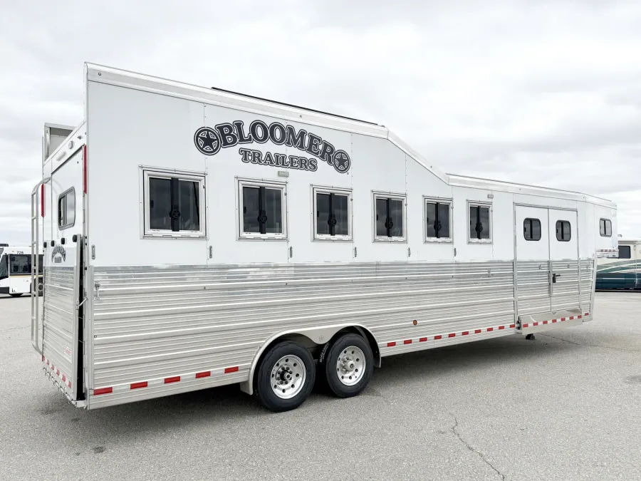 2020 Bloomer 6HGN | Photo 6 of 19