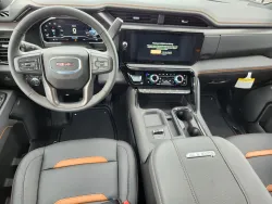 2025 GMC Sierra 2500HD AT4 | Thumbnail Photo 11 of 31