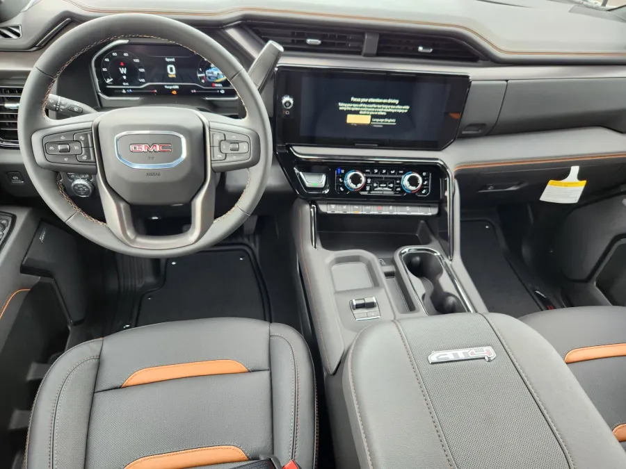 2025 GMC Sierra 2500HD AT4 | Photo 11 of 31