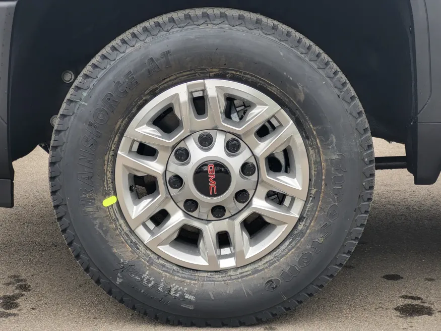 2026 GMC Sierra 2500HD Pro | Photo 9 of 22