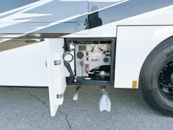 2026 Renegade Verona 40VTS | Thumbnail Photo 29 of 31