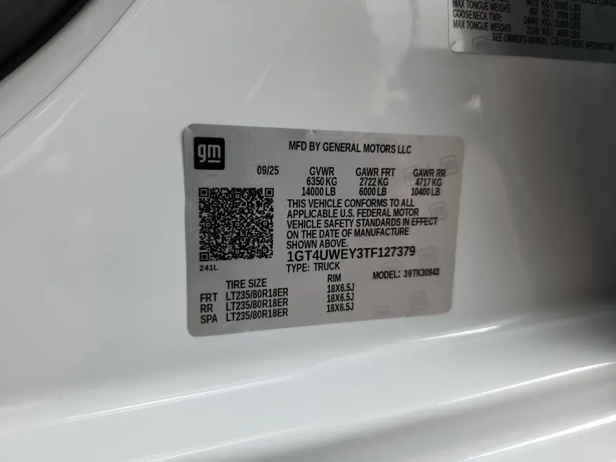 2026 GMC Sierra 3500HD Denali | Photo 30 of 31