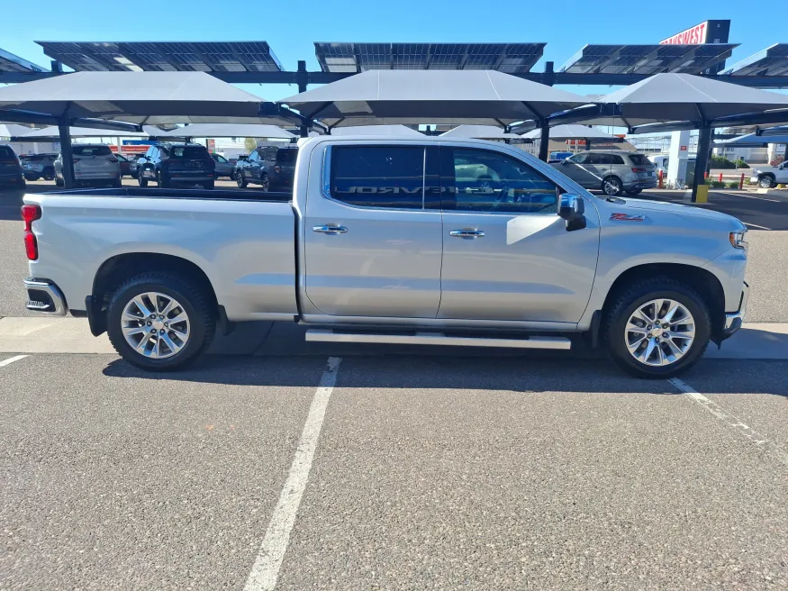 2020 Chevrolet Silverado 1500 LTZ | Photo 5 of 23