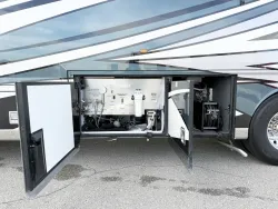 2023 Newmar Dutch Star 3736 | Thumbnail Photo 30 of 30