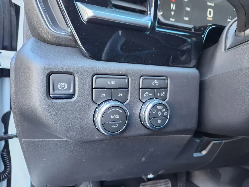 2026 GMC Sierra 1500 Elevation | Photo 6 of 23