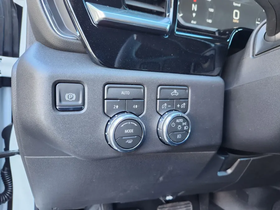 2026 GMC Sierra 1500 Elevation | Photo 6 of 23