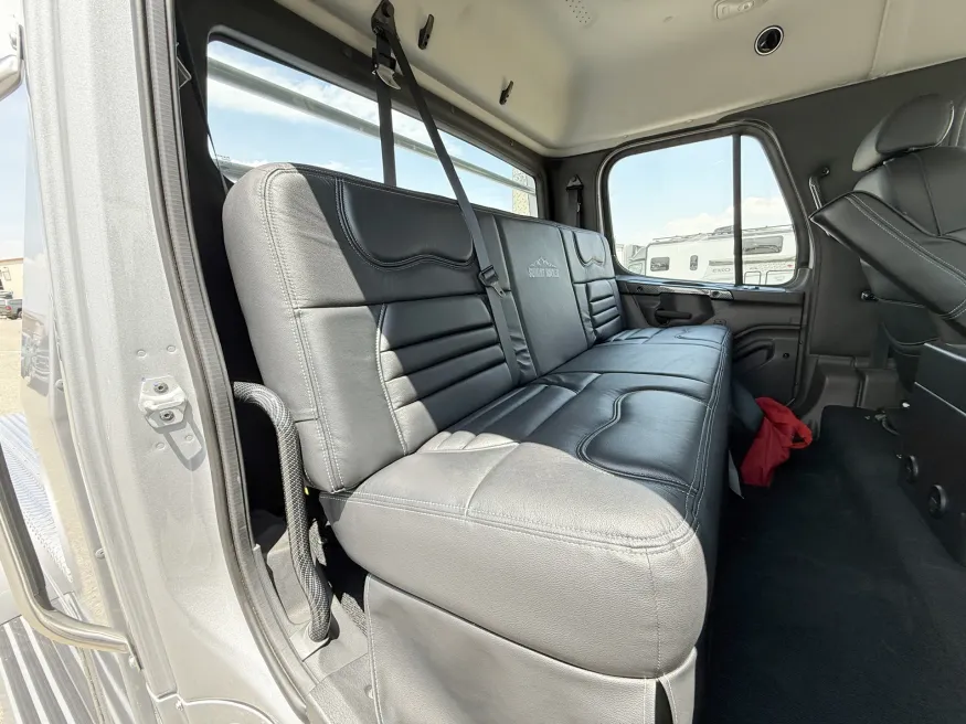 2025 Freightliner M2 106 Plus Summit Hauler | Photo 22 of 26