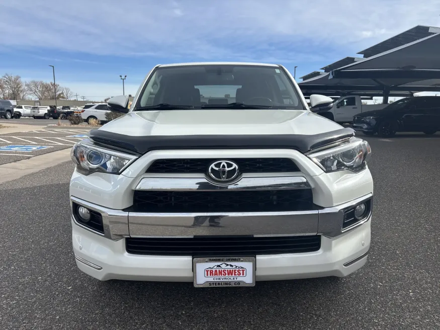 2015 Toyota 4Runner | Photo 7 of 22