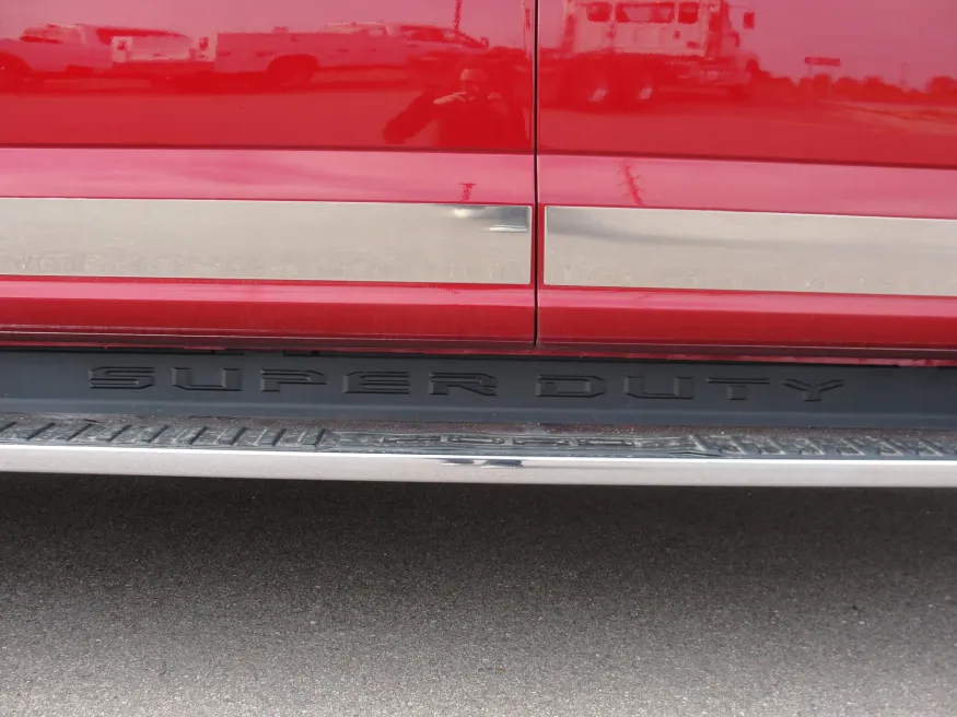 2021 Ford F-350 | Photo 19 of 20