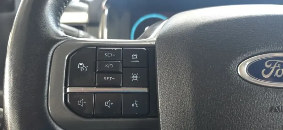 2021 Ford F-150 | Photo 18 of 32